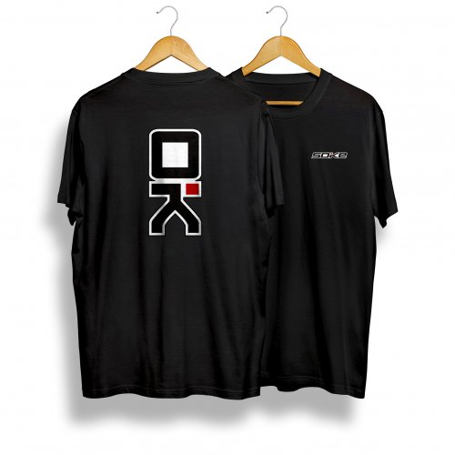 T-shirt black